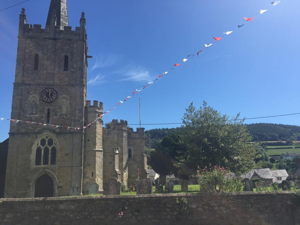 Red Lion Inn Sidbury Kültér fotó